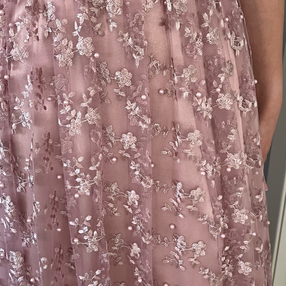 Elegant Avery G Dusty Pink Floral Lace Dress Tulle - Picture 4 of 7